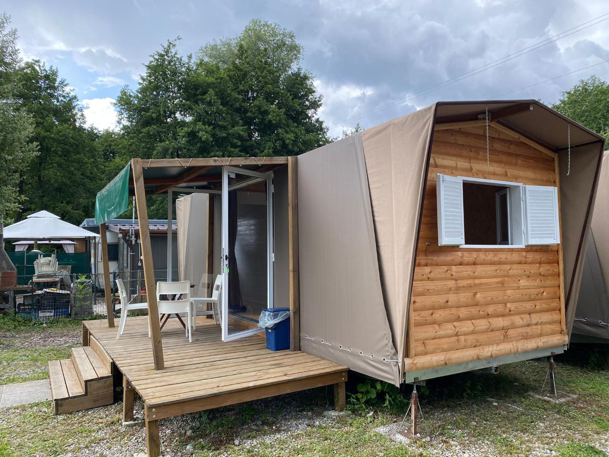 Camping Montorfano Exteriér fotografie