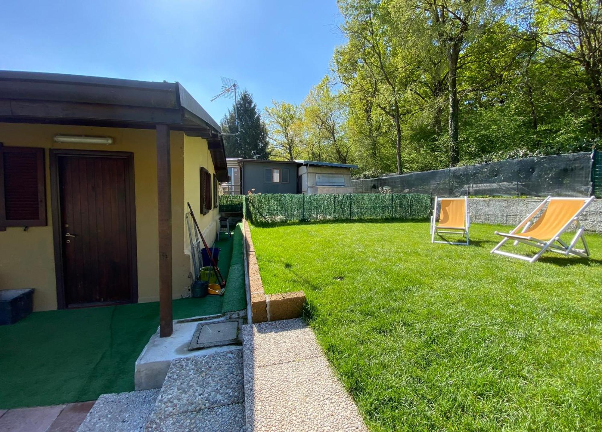 Camping Montorfano Exteriér fotografie