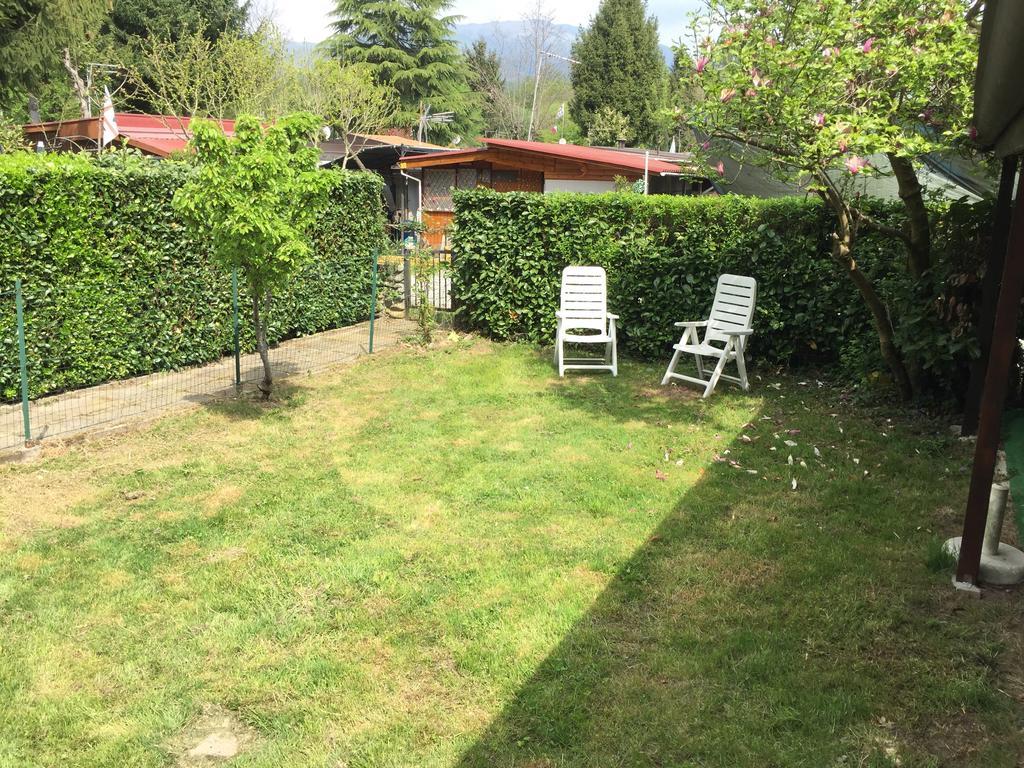 Camping Montorfano Exteriér fotografie