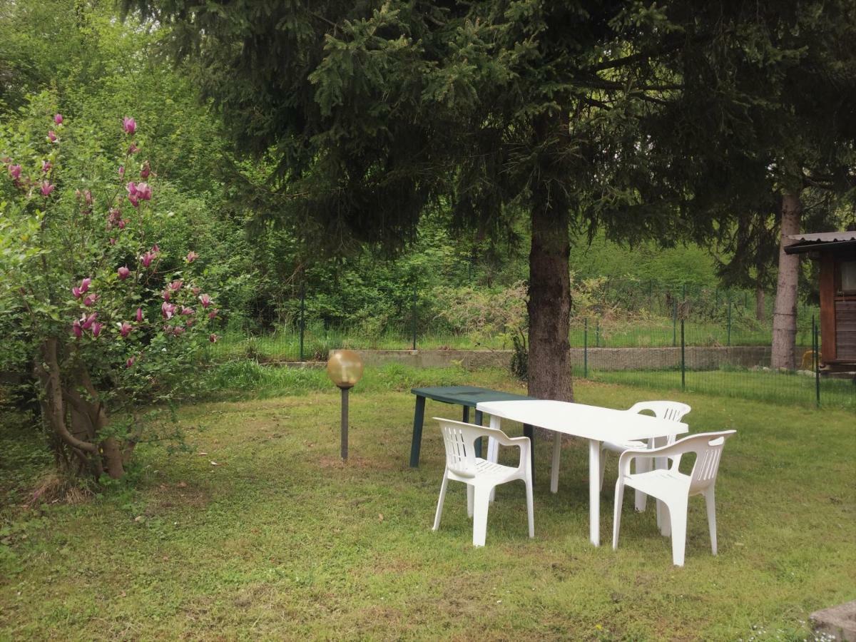 Camping Montorfano Exteriér fotografie